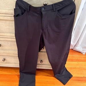 Mens Lululemon ABC pant size 38 BLACK